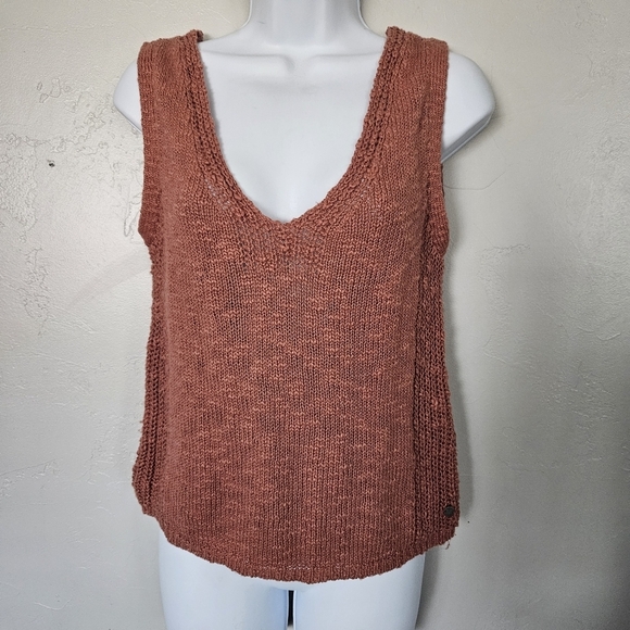 Roxy NWT Women's Medium Sweater Tank Top Blouse Rust Orange Pink Summer Boho - Picture 1 of 7